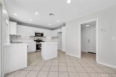 Entry Way - 431 Blue Jay Dr, Brea, CA 92823 photo 1 of 2