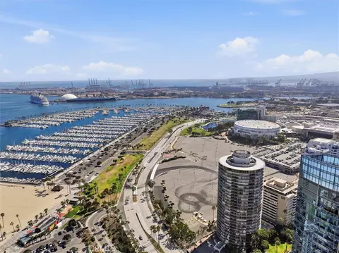 View/Area - 700 E Ocean Blvd #2002, Long Beach, CA 90802 photo 3 of 5
