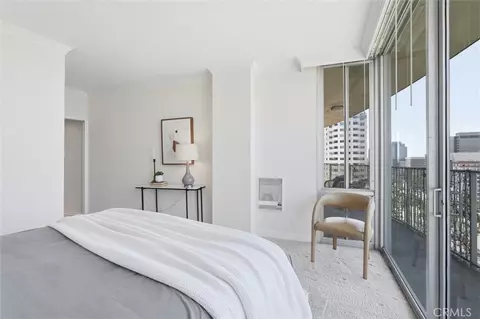 Bedroom - 700 E Ocean Blvd #2002, Long Beach, CA 90802 photo 3 of 5