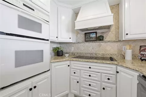 Kitchen - 700 E Ocean Blvd #2002, Long Beach, CA 90802 photo 5 of 5
