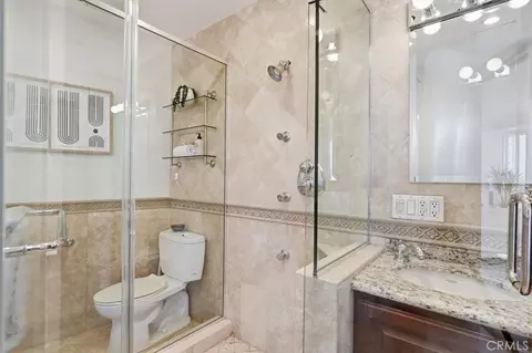 Bath - 700 E Ocean Blvd #2002, Long Beach, CA 90802 photo 5 of 5