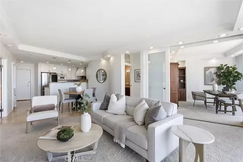 700 E Ocean Blvd #2002, Long Beach, CA 90802