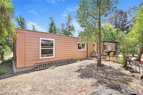 Exterior - 30925 Old Windmill Rd, Menifee, CA 92584 photo 4 of 9