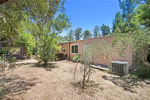 Exterior - 30925 Old Windmill Rd, Menifee, CA 92584 photo 3 of 9