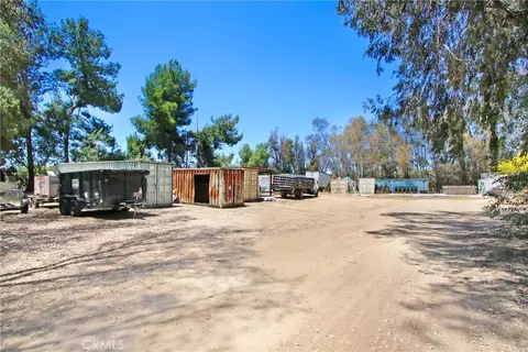 Exterior - 30925 Old Windmill Rd, Menifee, CA 92584 photo 5 of 9