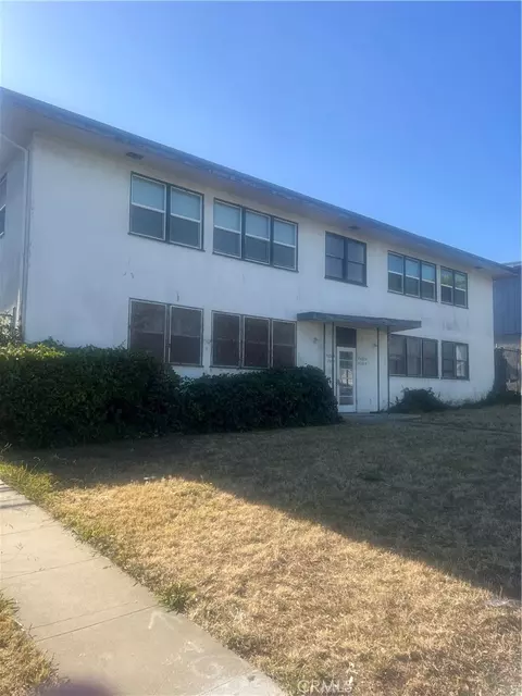 7606 Crensaw Blvd, Los Angeles, CA 90043
