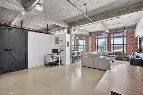 Living - 100 W 5th St #7E, Long Beach, CA 90802 photo 1 of 3