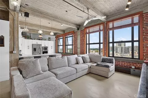 Living - 100 W 5th St #7E, Long Beach, CA 90802 photo 2 of 3