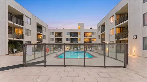 Exterior - 1140 E Ocean, Long Beach, CA 90802 photo 1 of 3