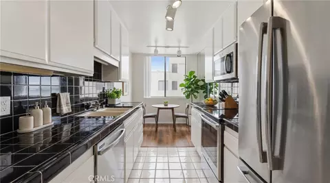 Kitchen - 1140 E Ocean, Long Beach, CA 90802 photo 1 of 2