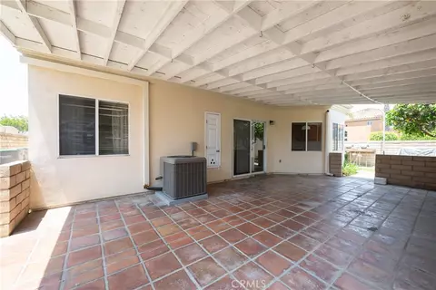 Exterior - 21420 S Perry St, Carson, CA 90745 photo 7 of 8