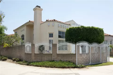 Exterior - 21420 S Perry St, Carson, CA 90745 photo 4 of 8