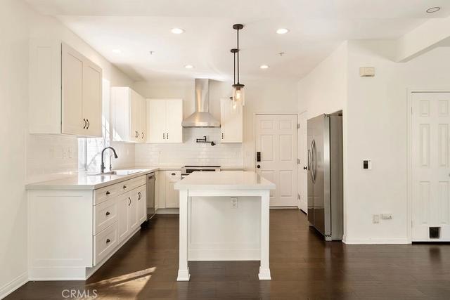 120 23rd St #A, Costa Mesa, CA 92627