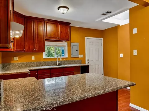 Kitchen - 1920 W W Spg, Long Beach, CA 90810 photo 2 of 4