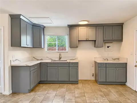 Kitchen - 1920 W W Spg, Long Beach, CA 90810 photo 4 of 4