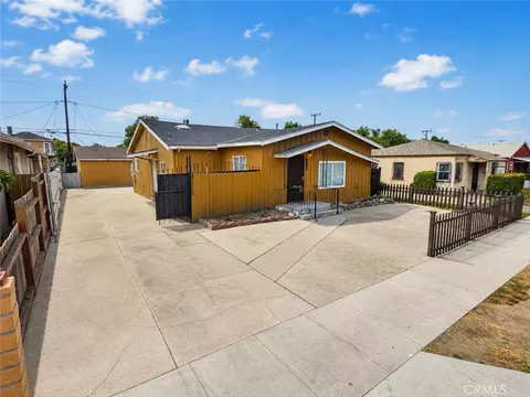 Exterior - 1920 W W Spg, Long Beach, CA 90810 photo 2 of 6