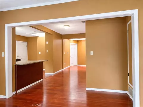 Living - 1920 W W Spg, Long Beach, CA 90810 photo 4 of 4