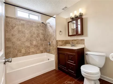 Bath - 1920 W W Spg, Long Beach, CA 90810 photo 1 of 2