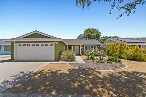 Exterior - 2858 Clark Ave, Long Beach, CA 90815 photo 1 of 6