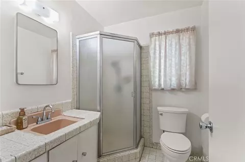 Bath - 2858 Clark Ave, Long Beach, CA 90815 photo 3 of 3