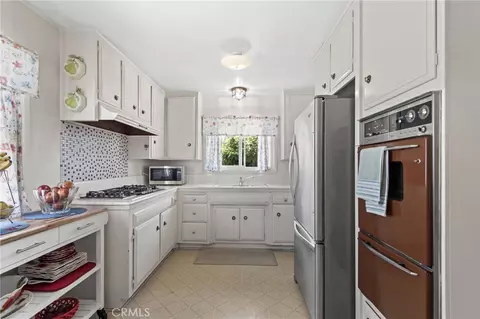 Kitchen - 2858 Clark Ave, Long Beach, CA 90815 photo 1 of 4