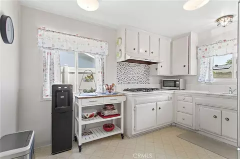 Kitchen - 2858 Clark Ave, Long Beach, CA 90815 photo 2 of 4