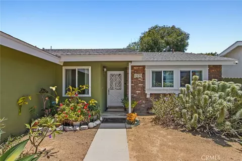 Exterior - 2858 Clark Ave, Long Beach, CA 90815 photo 3 of 6