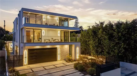 813 N Genesee Ave, Los Angeles, CA 90046