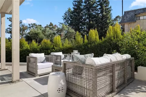 Exterior - 275 Fairview Rd, Ojai, CA 93023 photo 11 of 19