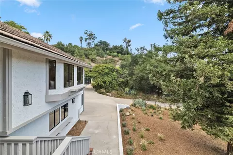 Exterior - 275 Fairview Rd, Ojai, CA 93023 photo 4 of 19