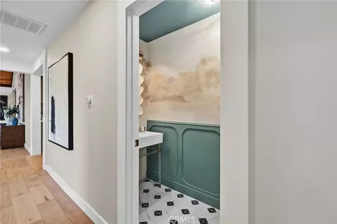 Entry Way - 275 Fairview Rd, Ojai, CA 93023 photo 6 of 8