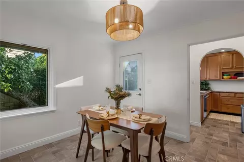 Dining - 730 E Roosevelt, Long Beach, CA 90807 photo 1 of 3