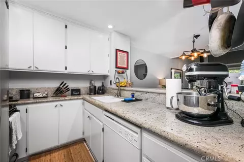 Kitchen - 7890 E Spring St #15D, Long Beach, CA 90815 photo 2 of 3