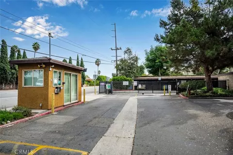 Exterior - 7890 E Spring St #15D, Long Beach, CA 90815 photo 14 of 14