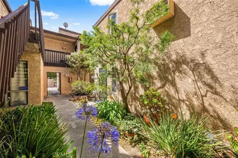 7890 E Spring St #15D, Long Beach, CA 90815