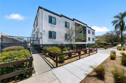 Exterior - 1060 Olive, Long Beach, CA 90813 photo 2 of 5