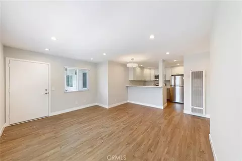 Living - 1060 Olive, Long Beach, CA 90813 photo 2 of 4