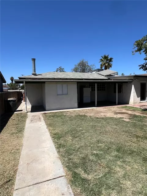 Exterior - 3216 Laurel, Bakersfield, CA 93304 photo 8 of 8