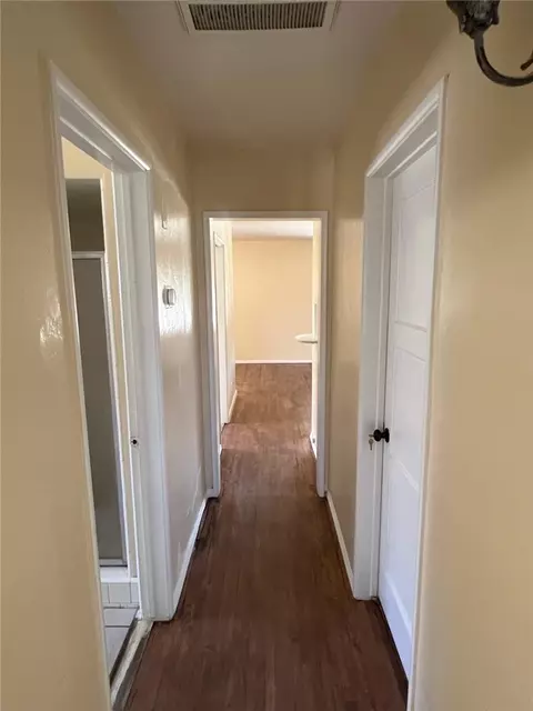 Entry Way - 3216 Laurel, Bakersfield, CA 93304 photo 3 of 3