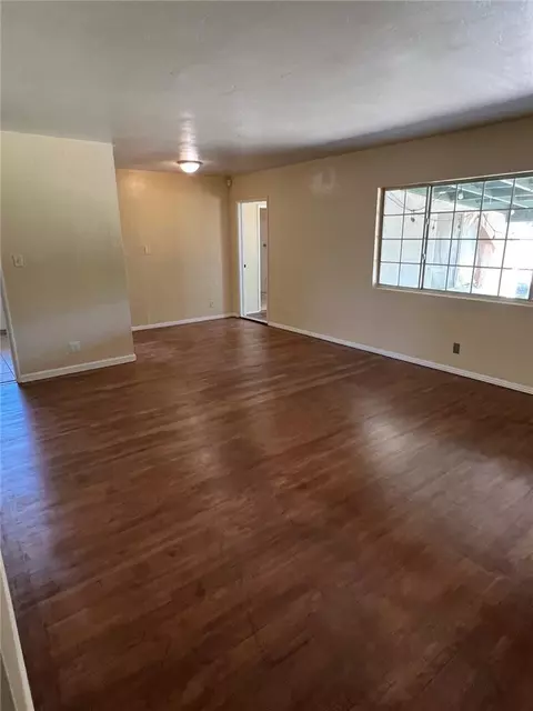 Living - 3216 Laurel, Bakersfield, CA 93304 photo 1 of 5