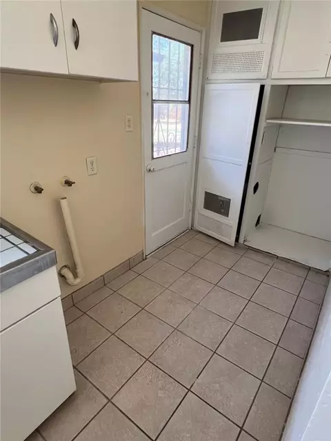 Other - 3216 Laurel, Bakersfield, CA 93304 photo 2 of 5