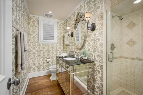 Bath - 33 Palermo Walk, Long Beach, CA 90803 photo 1 of 6