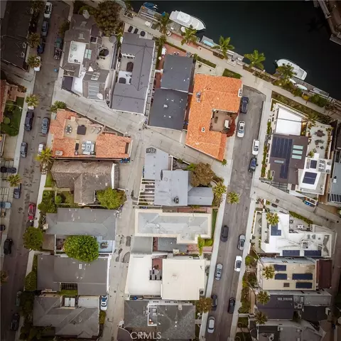 View/Area - 33 Palermo Walk, Long Beach, CA 90803 photo 2 of 3