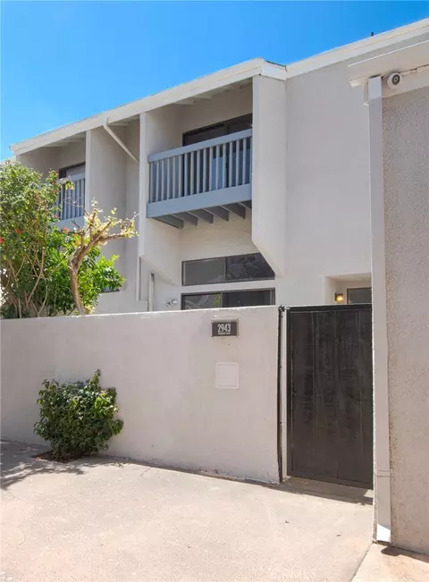 2943 Pembroke Ct, Fullerton, CA 92831