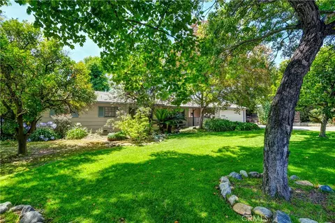 8315 Catalina Ave, Whittier, CA 90602