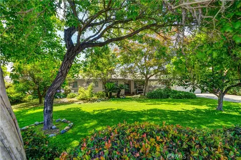 8315 Catalina Ave, Whittier, CA 90602