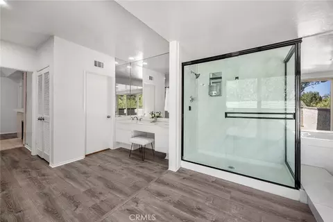 Bath - 6515 E Circulo Dali, Anaheim, CA 92807 photo 4 of 6