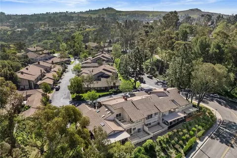View/Area - 6515 E Circulo Dali, Anaheim, CA 92807 photo 2 of 5
