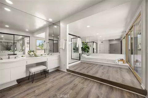 Bath - 6515 E Circulo Dali, Anaheim, CA 92807 photo 2 of 6