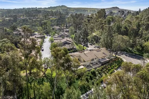 View/Area - 6515 E Circulo Dali, Anaheim, CA 92807 photo 3 of 5
